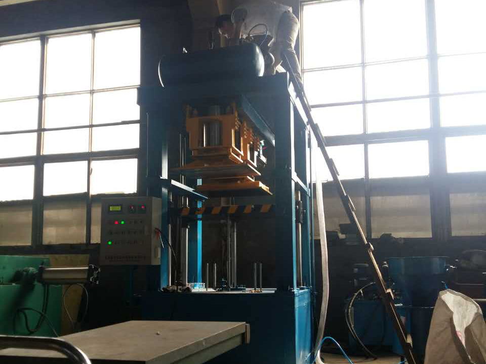 北京低压铸造机
